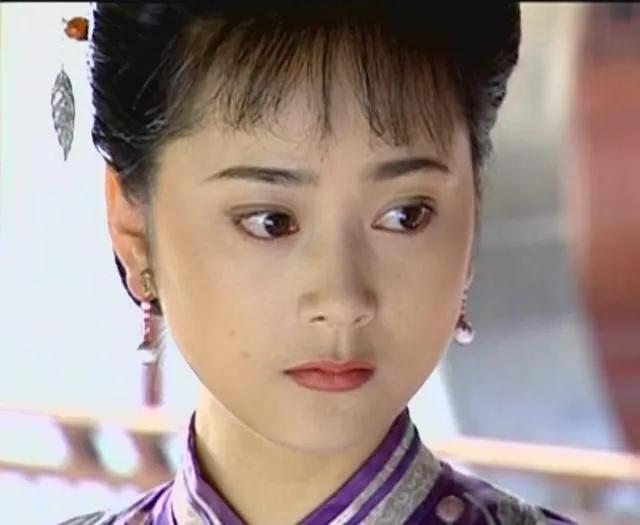 傅钰博:《情深深雨蒙蒙》傅文佩娘家殷实，为什么她落难后不投靠娘家？