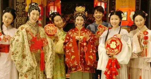 藏獒情未了电影看不了:如何评价由陈意涵主演的电影《比悲伤更悲伤的故事》？