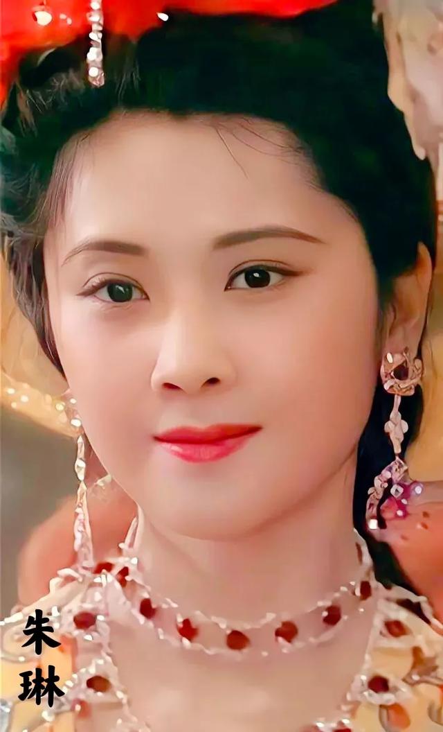 四大美女:你认为现代的“四大美女”是哪几个人？为什么？