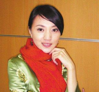 “小品女王”金玉婷,靠春晚爆红后绯闻缠身,如今的她怎么样了？