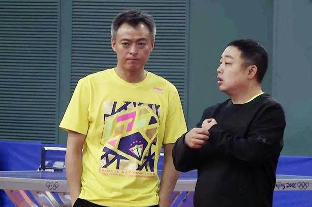 罗志祥为母办乒乓赛:周启豪WTT男单、男双全部出局，国乒会后悔让他参加世乒赛吗？