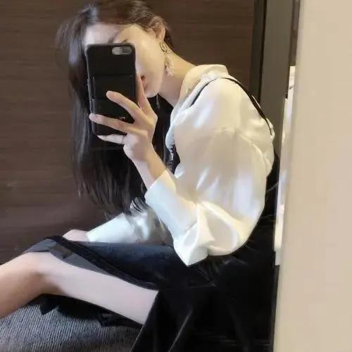 蛇吃自己:有句谚语：懒得烧蛇吃。你见过这样又懒又邋遢的人吗你怎么看