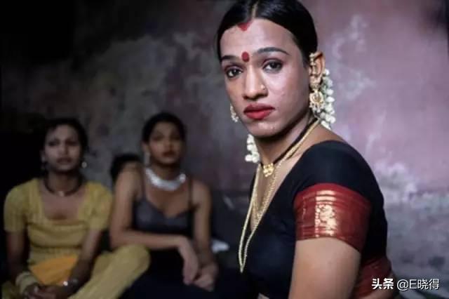 人妖是怎么回事?在印度，变性人群体是怎样的生活状态？