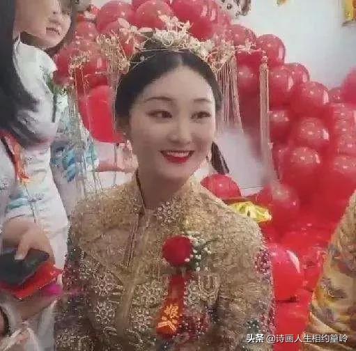 大衣哥儿子儿媳离婚了吗？女人真的都是爱钱吗？
