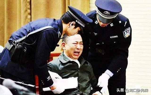 汤灿被执行死刑原因:死刑犯执行枪决前1分钟，内心恐惧到极点，会被吓死而不枪决吗
