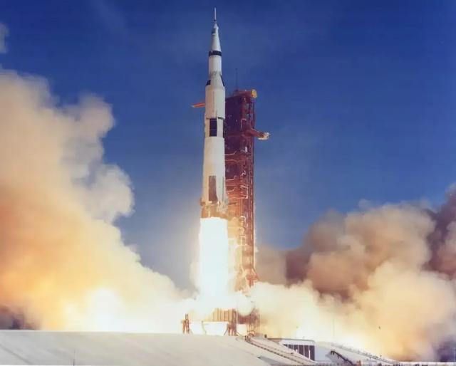阿波罗登月究竟是不是假的？为什么1972年后再没有人类登月？