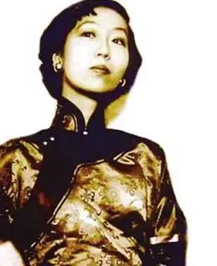 张爱玲说人生有三大遗憾：鲥鱼多刺、海棠无香、《红楼》未完，有什么深意？插图44