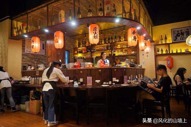 日本人平均月薪2万人民币，真实的日本<a href=https://maguai.com/list/55-0-0.html target=_blank class=infotextkey>生活</a>是怎样的