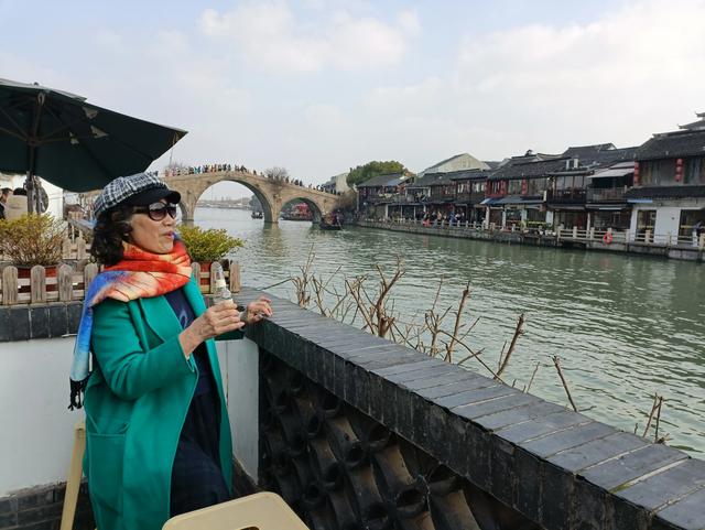 昆莱小雪人 怎么打:为什么大家都不愿意弯腰捡起掉在地上的一角钱？