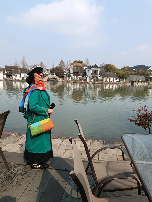 昆莱小雪人 怎么打:为什么大家都不愿意弯腰捡起掉在地上的一角钱？
