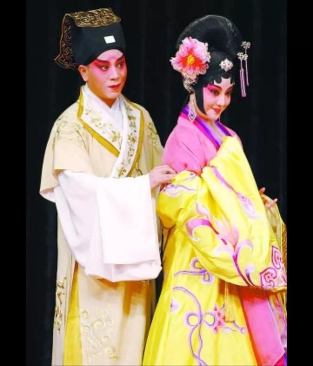 辩机和尚:为什么古代女人情人幽会要自枕头？男人家没有吗？