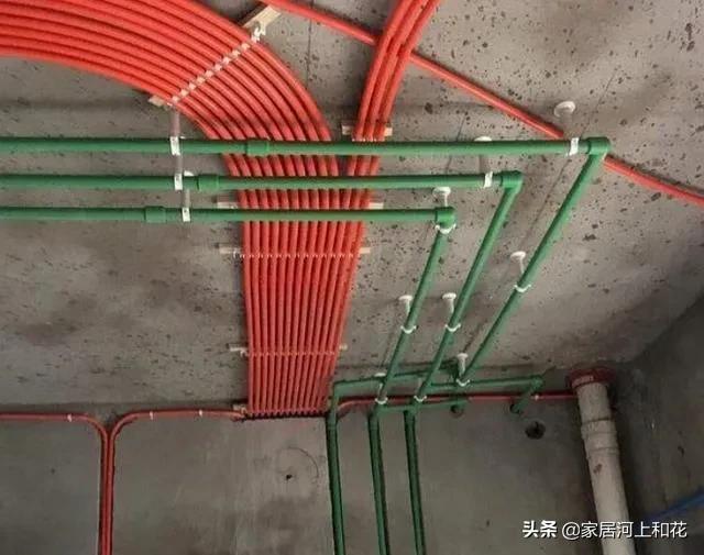 为什么水管现在都流行走顶？插图9