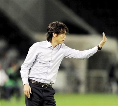安贞焕妻子:亚洲足坛历史最帅11人阵容，又要帅又要能打，怎么选？