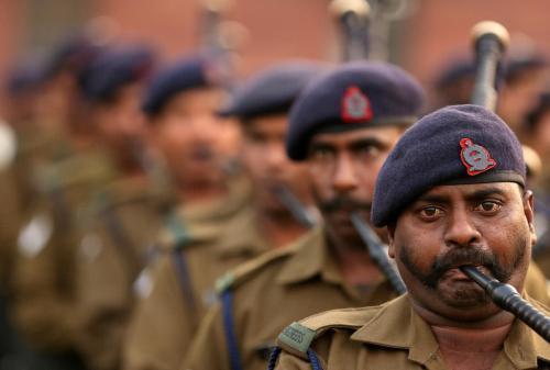 一個十多億人的國傢擁有百萬軍隊的印度，到底有多少軍費呢？