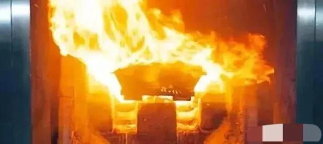 西塱骨灰楼灵异事件:人死了留骨灰干吗，不就一堆灰吗，洒了不一了百了吗？