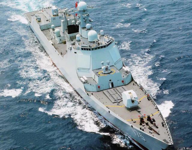 驱逐舰上面只携带几十枚导弹，战争中打光了怎么办？插图52