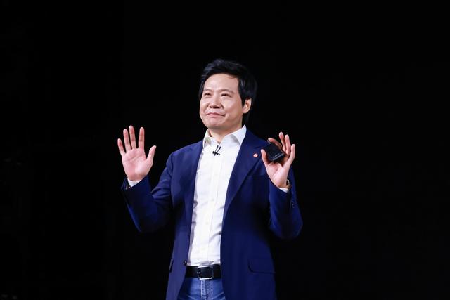 小米12pro能超越苹果手机吗？