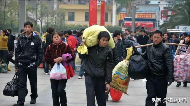 今天听到一位大妈说，没有农民工就没城里人的生活，你怎么看？插图3