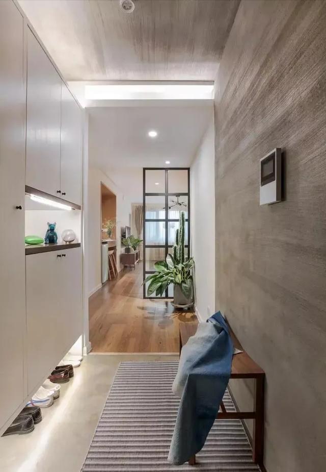 最漂亮的入户玄关鞋柜,新家装修，玄关选择什么样的鞋柜比较好？