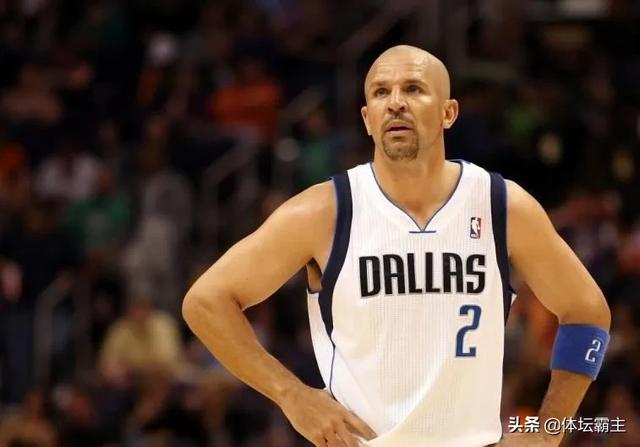 布鲁克洛佩斯:易建联效力NBA期间搭档过哪些全明星队友