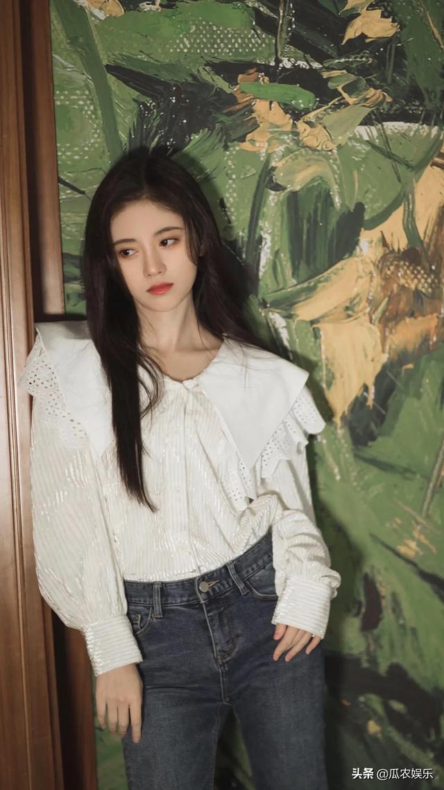 鞠婧祎图片:对于鞠婧祎的美貌，你觉得怎么样？