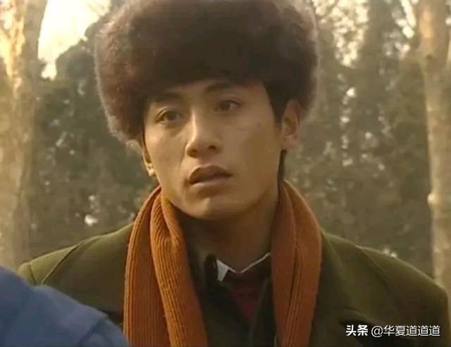 箭在弦上演员:潘粤明与靳东谁演的胡八一更真实谁的演技更胜一筹