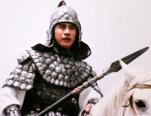 如果颜良单挑三国24名将之中的前10位，他能打败哪几个？插图4