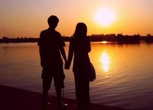 一段情，回忆起来是男的痛还是女的痛？插图8