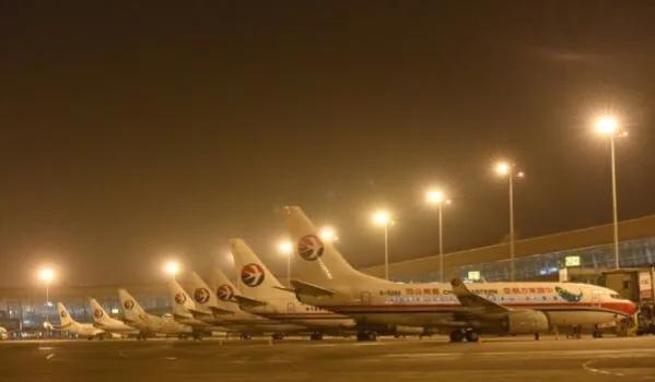 为什么有人说飞机在后半夜就不能起飞了？插图73