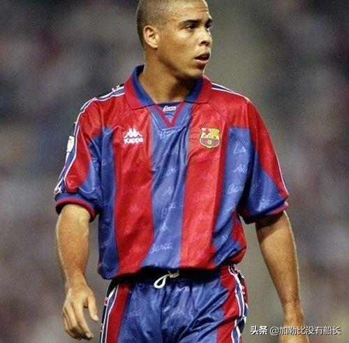 罗纳尔多为什么在巴萨只踢了一年就转回国米了呢？插图81