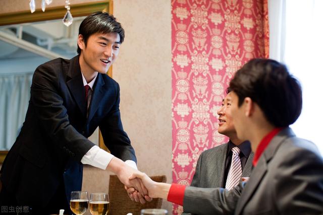 生活百味,人生笑对.请客吃饭的事,再平常不过的了.