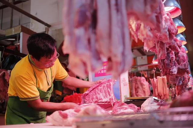 排骨比肉贵,为什么排骨上不多留点肉,多赚点钱呢？