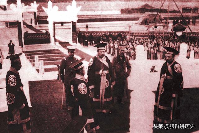 姜桂题:袁世凯称帝后，册封了几位王爵公爵？分别是谁？
