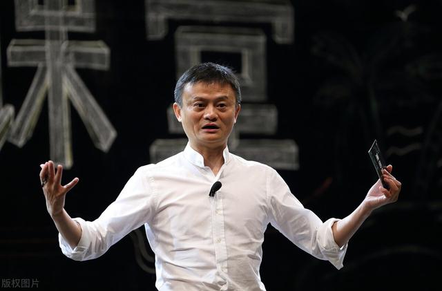 马云和马斯克谁的成就更高？谁更有钱一些？