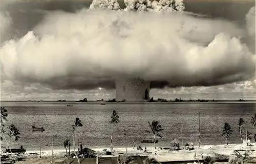 几万年前的核反应堆，美国先研制出来核武器为什么不靠它统治世界