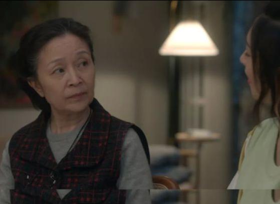 刘莉莉事件:妯娌买啥东西都往自己房间收悄悄吃，连冰糖都收起来是小气吗