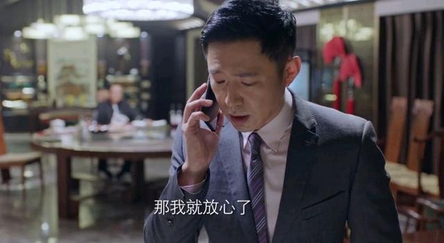 简俊杰:热播大剧《突围》中，石红杏和牛俊杰到底是什么关系？