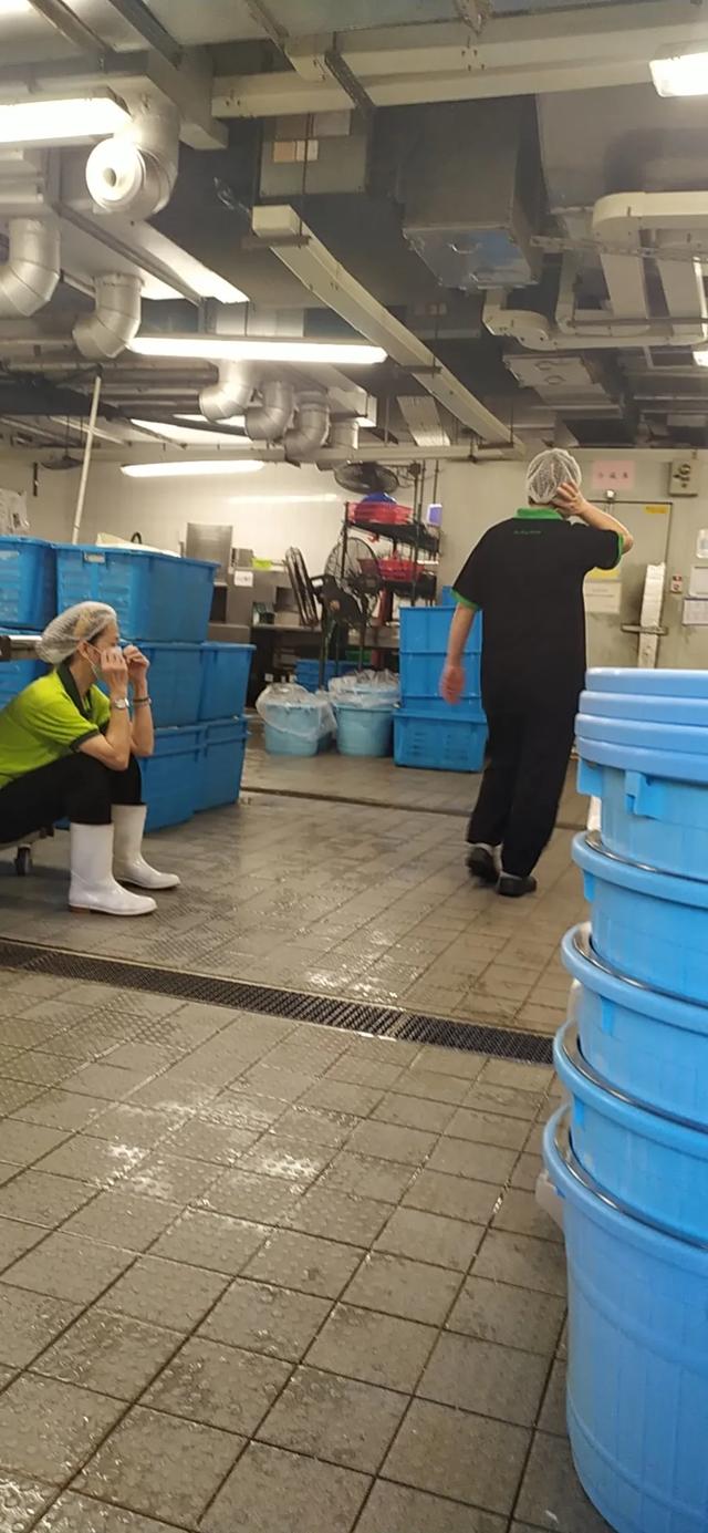 租香港水管房一个月多少钱，香港洗碗每个月15000元，可是为什么洗碗工还那么难招工