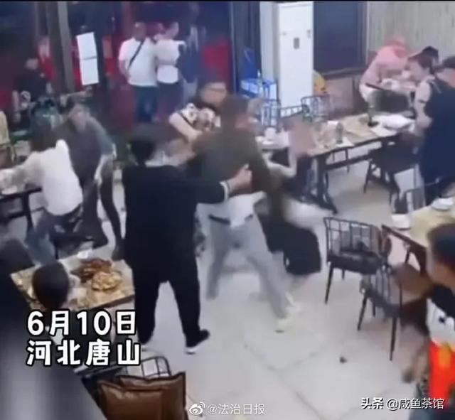 唐山救狗事件:唐山打人事件，如果旁人上前制止并打伤施暴者，属于见义勇为吗？