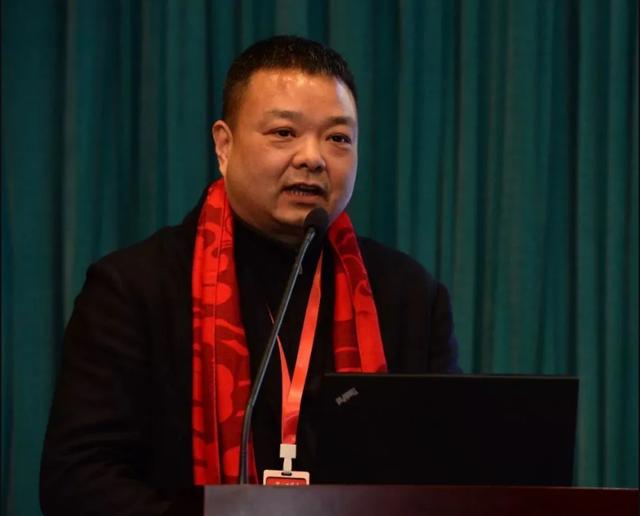 任正非妻子:任正非年龄已经很大，儿子任平的能力怎么样能接手华为吗