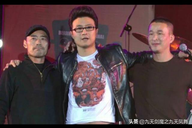 阳刚组合:曾经火遍全国的《春天里》，汪峰和旭日阳刚究竟是谁成就了谁