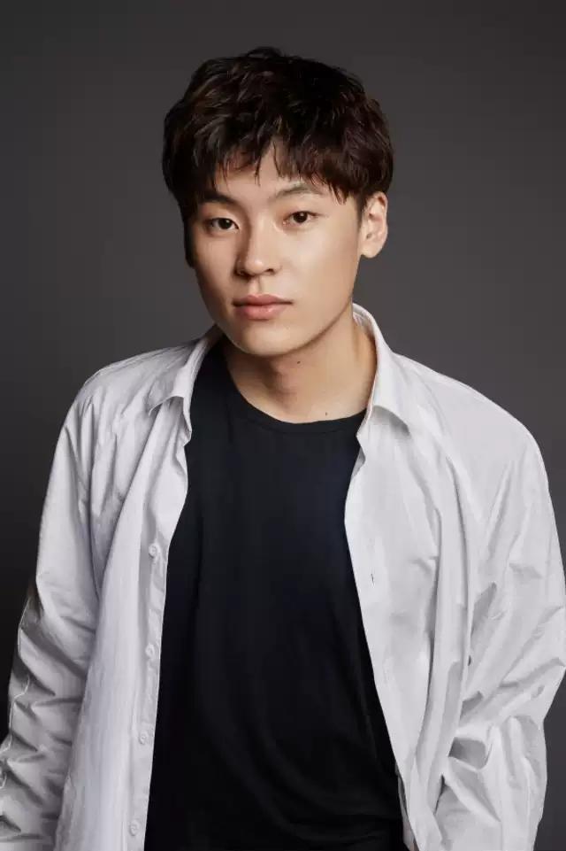 (出生于河北承德的明星)-民俗号