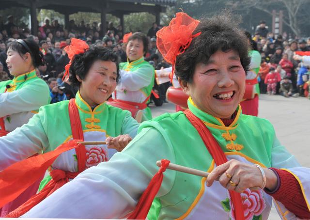 用拖鞋测试房间里有鬼,谁经历过，鬼打墙，鬼压身，灵魂出窍？