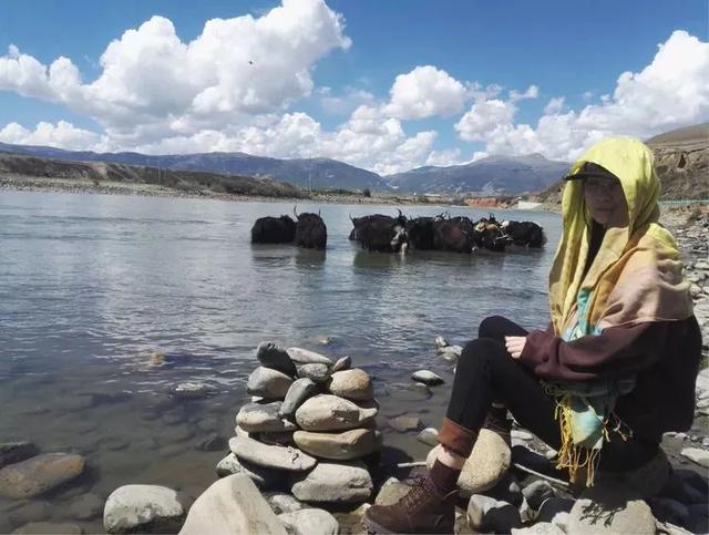 在西藏，男女同住一个帐篷里的<a><a>女性</a></a>，应该怎样保护自己的隐私