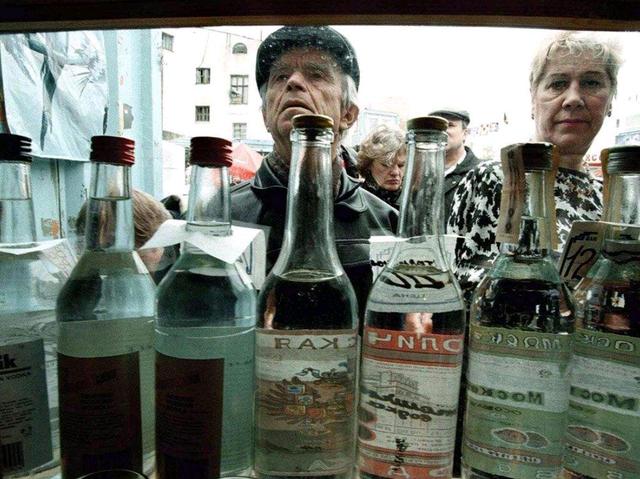 俄罗斯人嗜酒成性，为什么感觉有些人到中国来了却不胜酒力？插图16