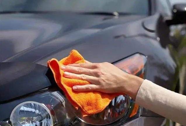 石蜡好还是微晶蜡好,固体蜡好还是液体蜡好啊？