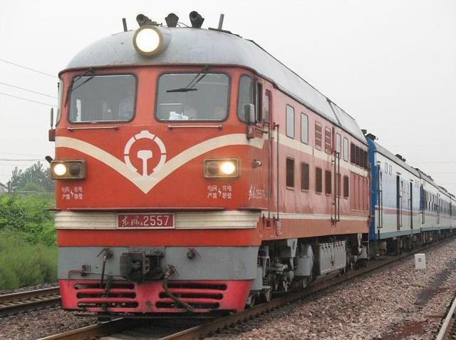 既然高铁这么发达了，为什么还要保留普通火车呢？插图6