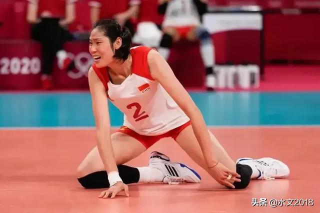 巴黎奥运会旗手会是巅峰期的李盈莹吗历届旗手选过女排球员吗
