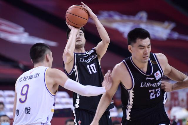 打球只是爱好，“二哥”李晓旭家里究竟多有钱？插图25