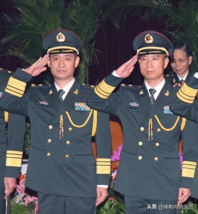 神12飞船三位航天员都是什么军衔,完成任务的他们军衔会晋升吗？
